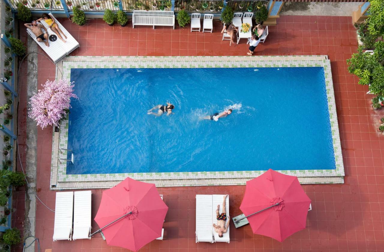 Annecy Hotel Vang Vieng Luaran gambar