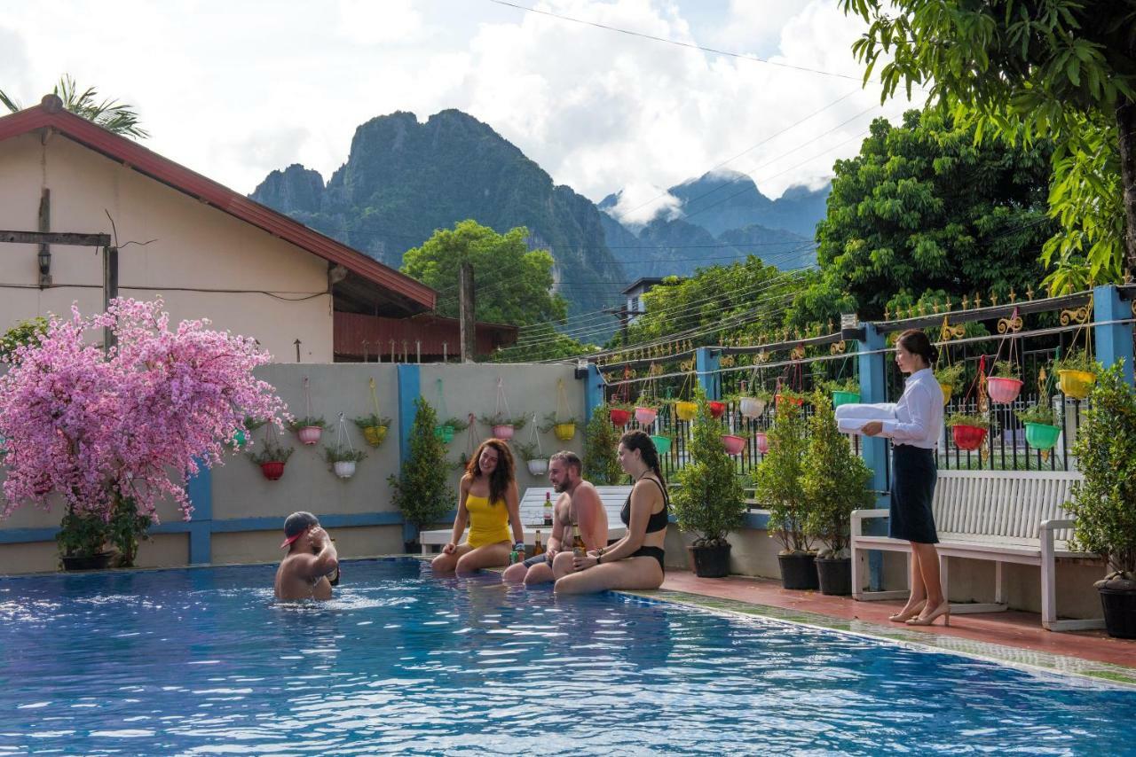 Annecy Hotel Vang Vieng Luaran gambar