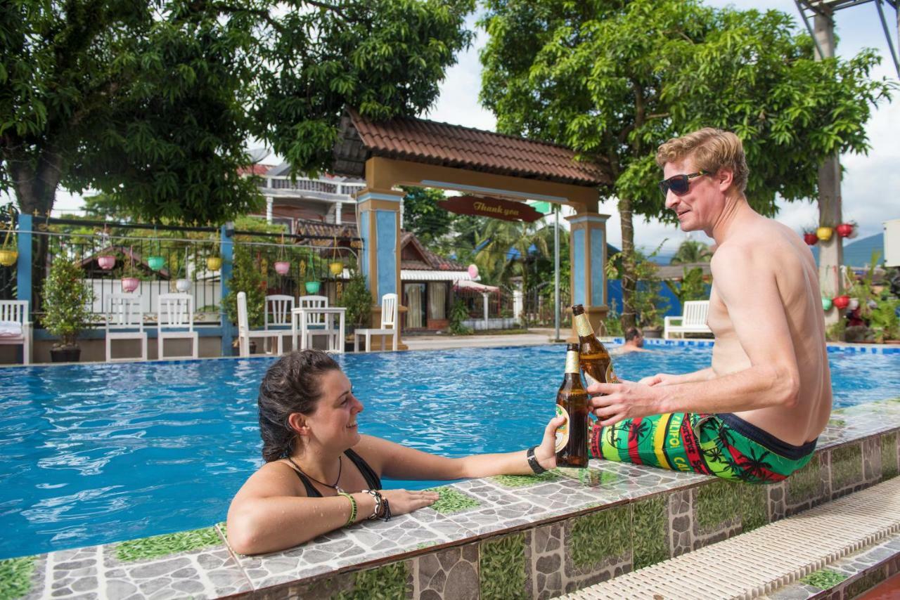 Annecy Hotel Vang Vieng Luaran gambar