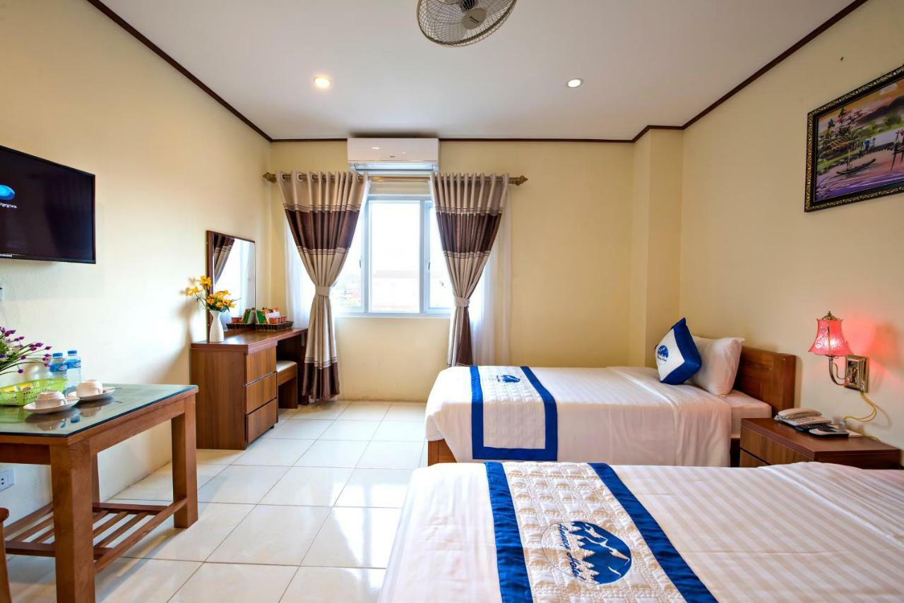 Annecy Hotel Vang Vieng Luaran gambar