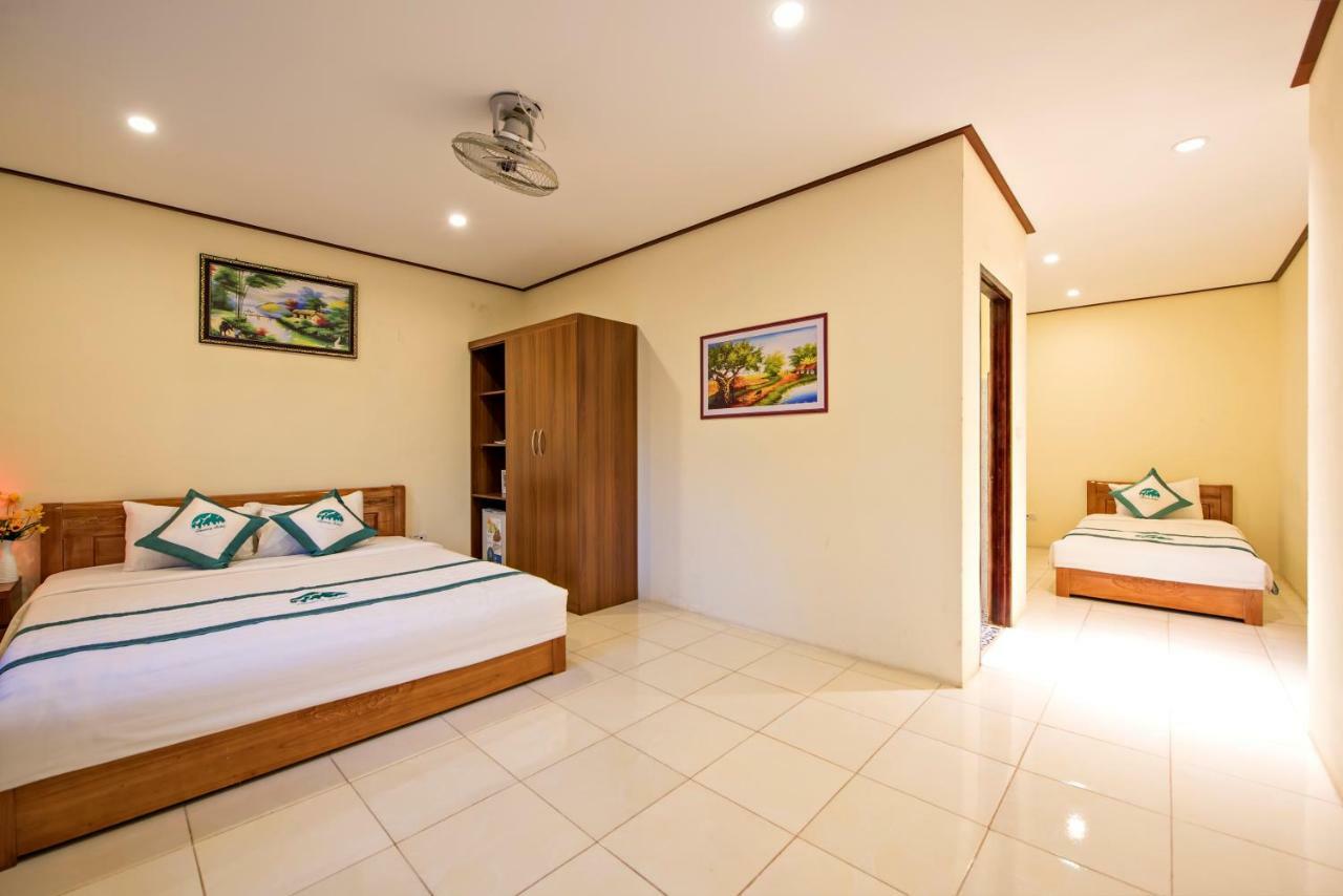 Annecy Hotel Vang Vieng Luaran gambar