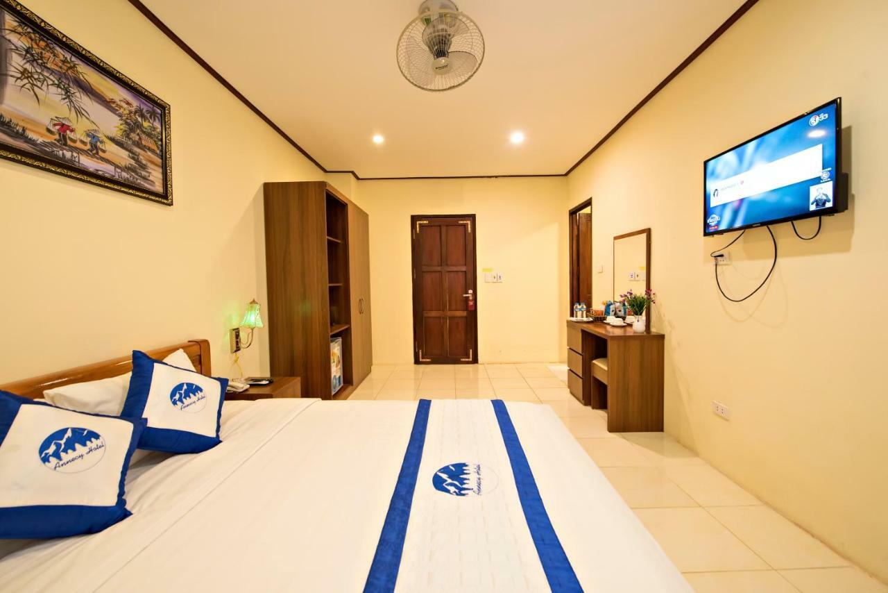 Annecy Hotel Vang Vieng Luaran gambar