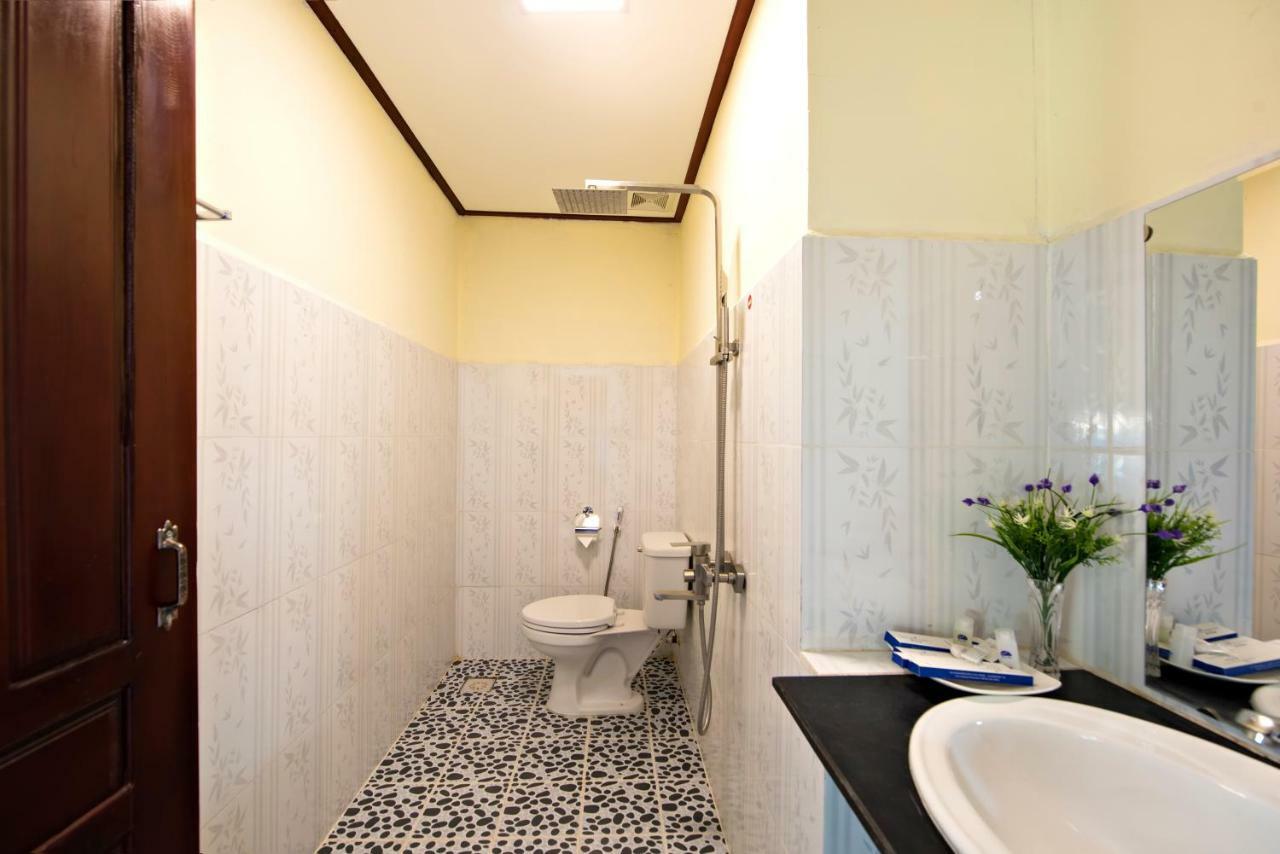 Annecy Hotel Vang Vieng Luaran gambar